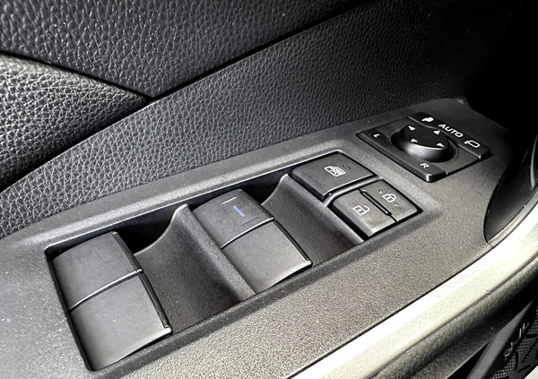 Toyota RAV4 cena 112500 przebieg: 68386, rok produkcji 2019 z Kazimierza Wielka małe 232